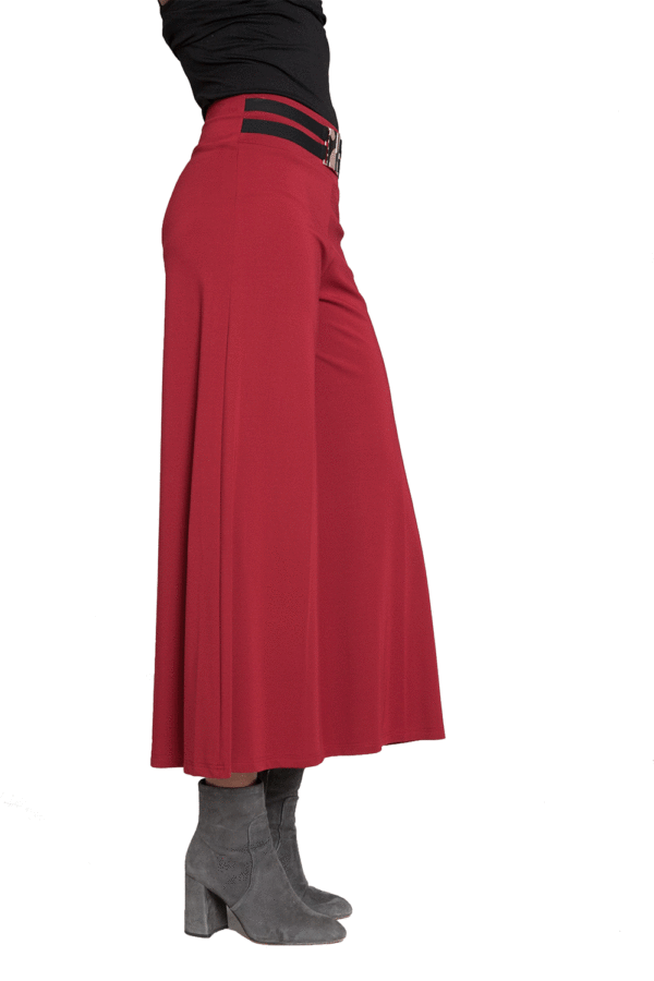 RED CULOTTE STRETCH PANTS WITH BELT- SIDE