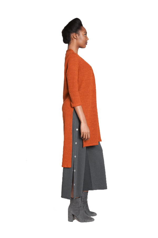 RUST KNIT CARDIGAN WITH SIDE SLITS- SIDE