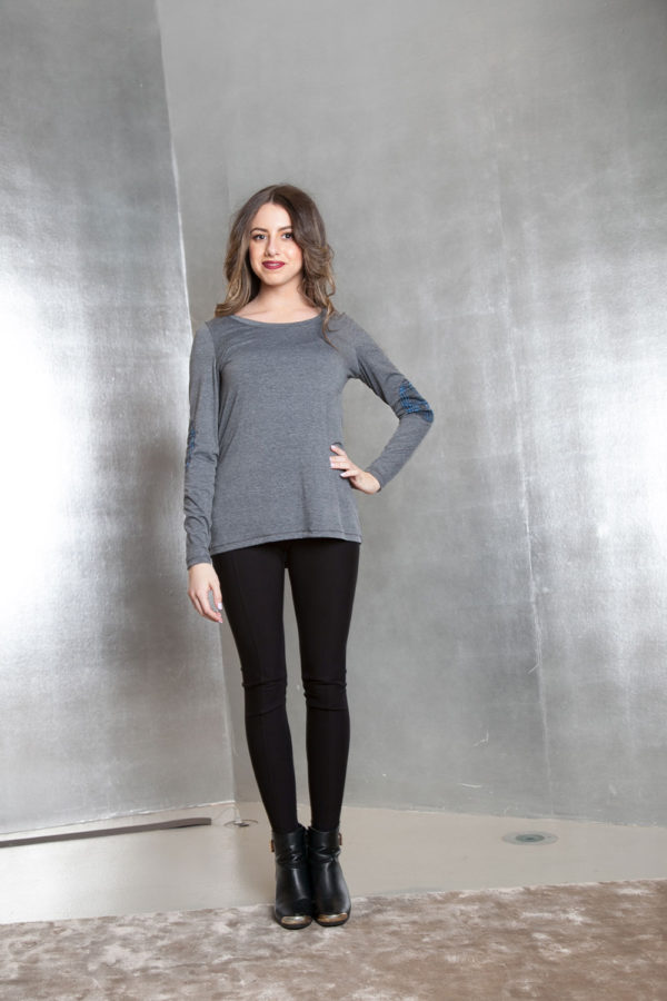 grey long sleeve patch top- front