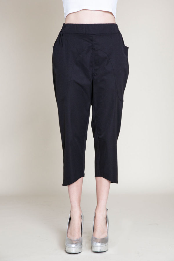 black cropped pants- front